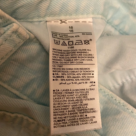 OLD NAVY Shorts, Teal Color, Size 16 - Picture 8 of 8